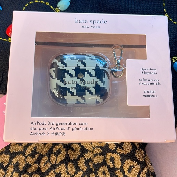Kate  Spade AirPods Pro Gen 3 Case Boxed K8148 - Picture 16 of 16